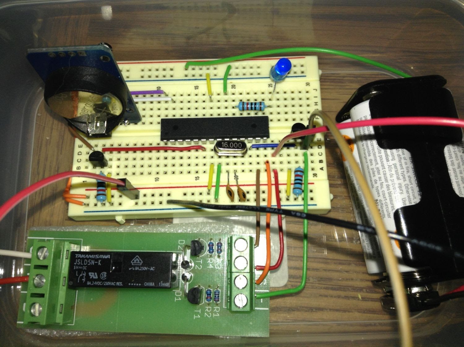 My DIY Arduino automatic coop door opener