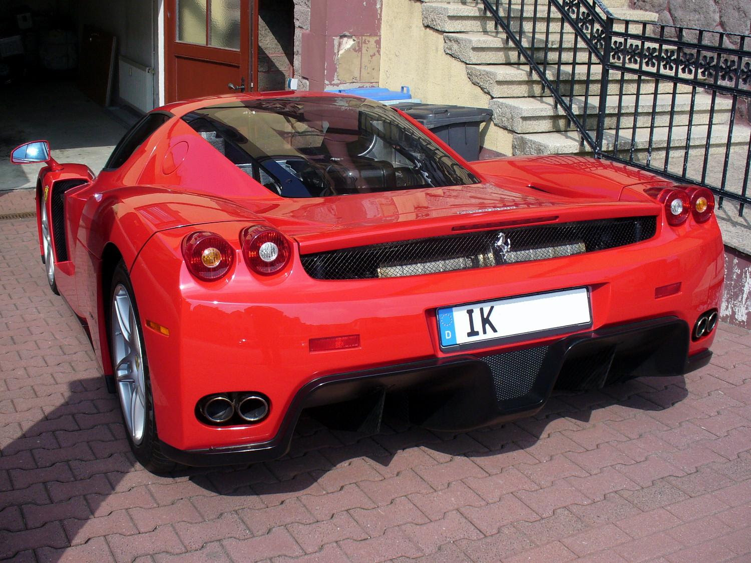 enzo ferrari wallpapers