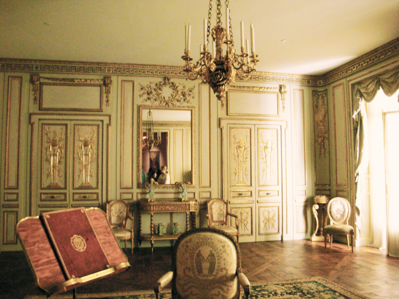 http://25.media.tumblr.com/8bf136f996a030ac12171080f38ff7b7/tumblr_mi6aq5xiGC1rbwzlco1_1280.jpg
