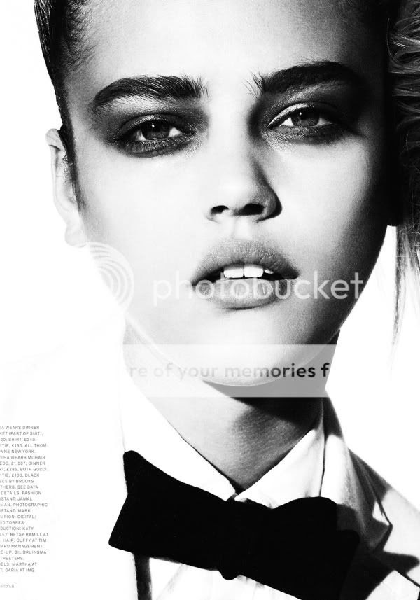 "Transformer" Editorial