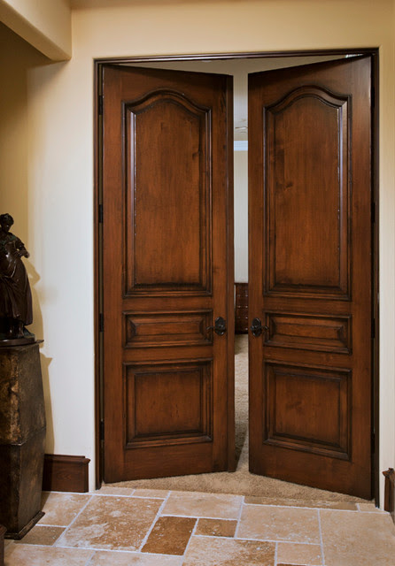 Master Bedroom Grand Entrance