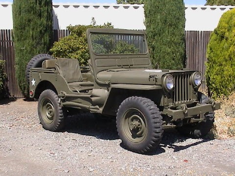Classic Military Automotive » 1951 M38 JEEP (Sold for $6300)