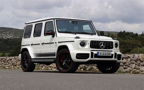 mercedes benz  class honouring tradition  car