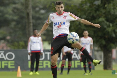 Lucas Mugni (Foto: Gilvan de Souza / Flamengo)