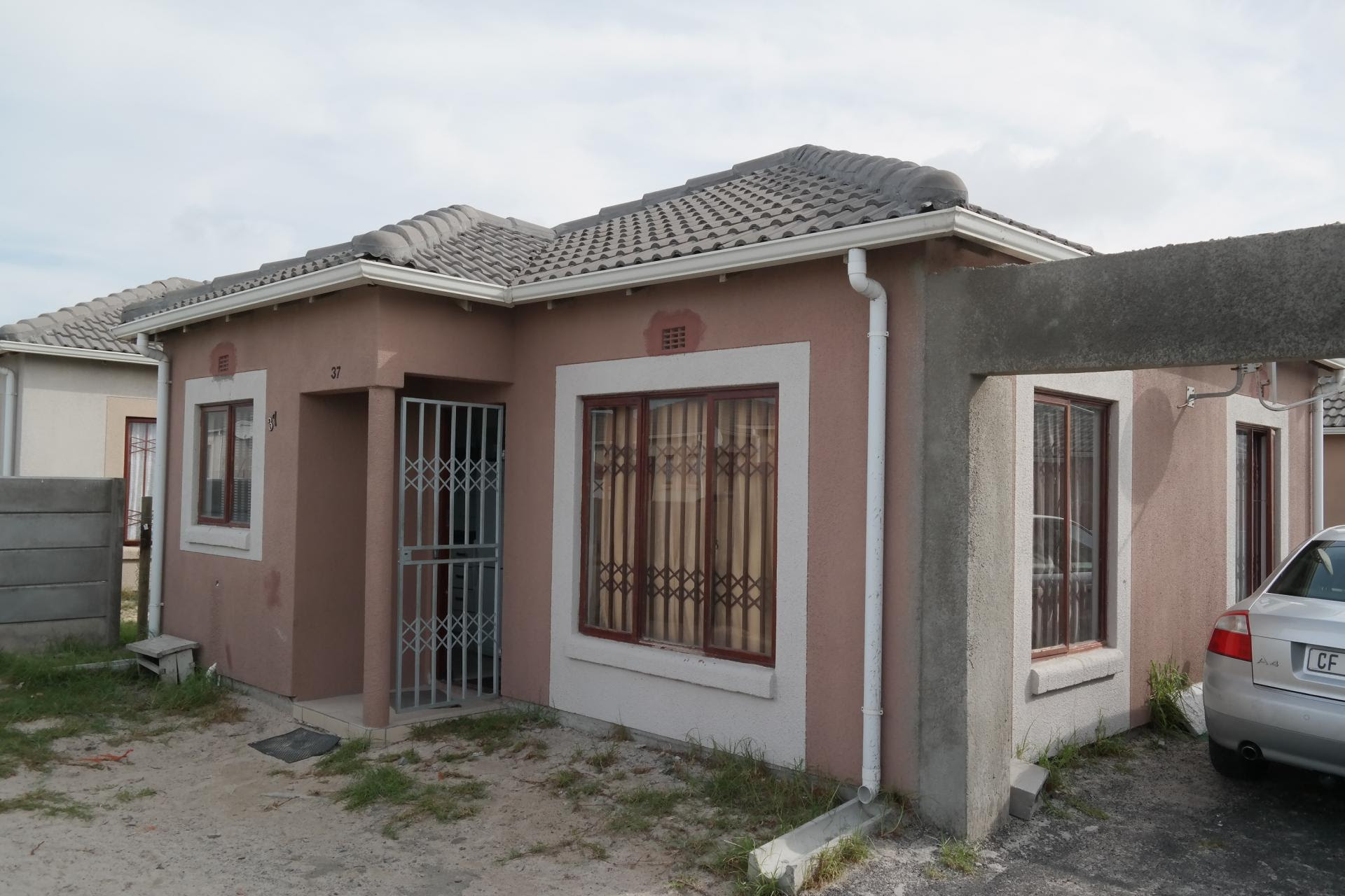 2 Bedroom House for Sale For Sale in Delft - Home Sell - MR1