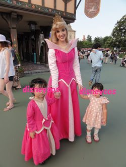 ディズニー大好きっ子のためのドレス作り ディズニーランドへ行きました