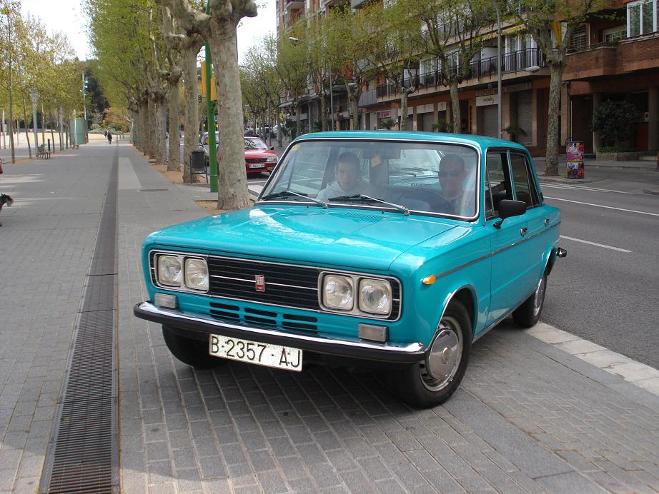 Articulo Seat 1430 FU. Homenaje a un deportivo español ...