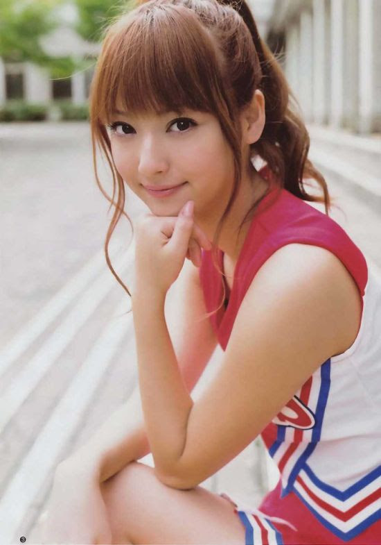 Beautiful Asian Girls 34 pics
