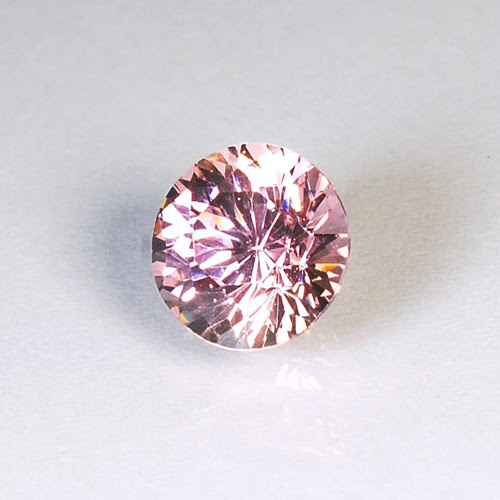 赤またはピンク系の宝石 天然石 宝石ルース 裸石 販売専門店 いろはに 宝石 宝石大好き