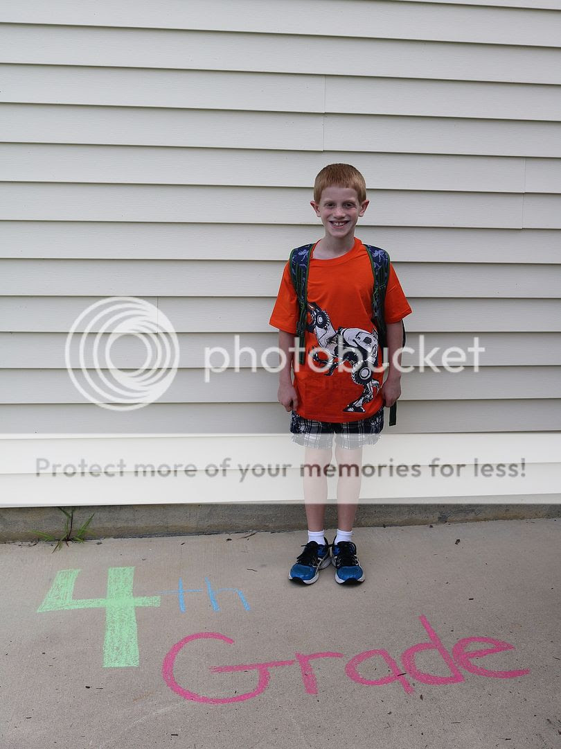  photo Evan1_zps6gewilwt.jpg