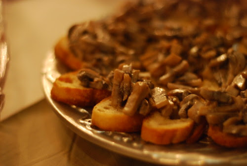 mushroom bruschetta