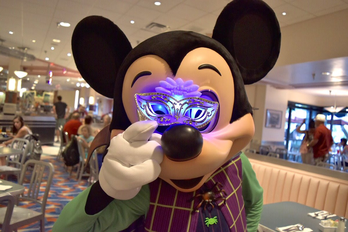 衝撃画像 Hey Say Jumpの仮面ペンラをディズニーのキャラクターたちが使用 ジャニーズtwitterまとめ