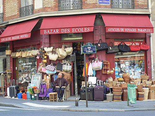 bazar des écoles.jpg