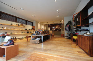 The Natural Shoe Store 吉祥寺店でグロッギを飲もう 北欧ウォーク