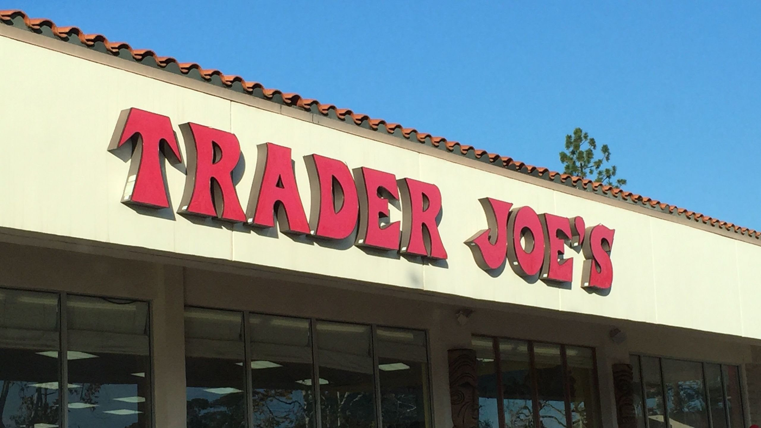 Trader Joe's﻿ Warns Customers About Fake $250 Coupons ...