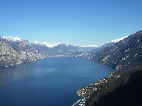 navene-fine del lago - riva