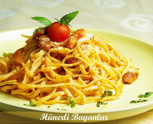 Tavuklu Spagetti