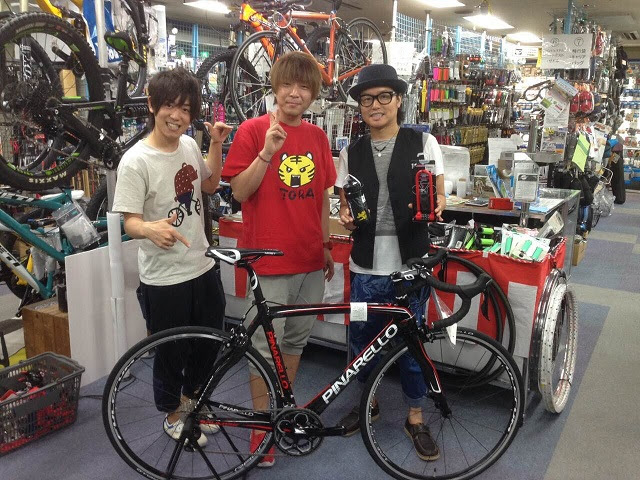 ドヤドヤデーハー 鳴子くんがピナレロを買いに来た 池袋で自転車をお探しならy S Road 池袋本館