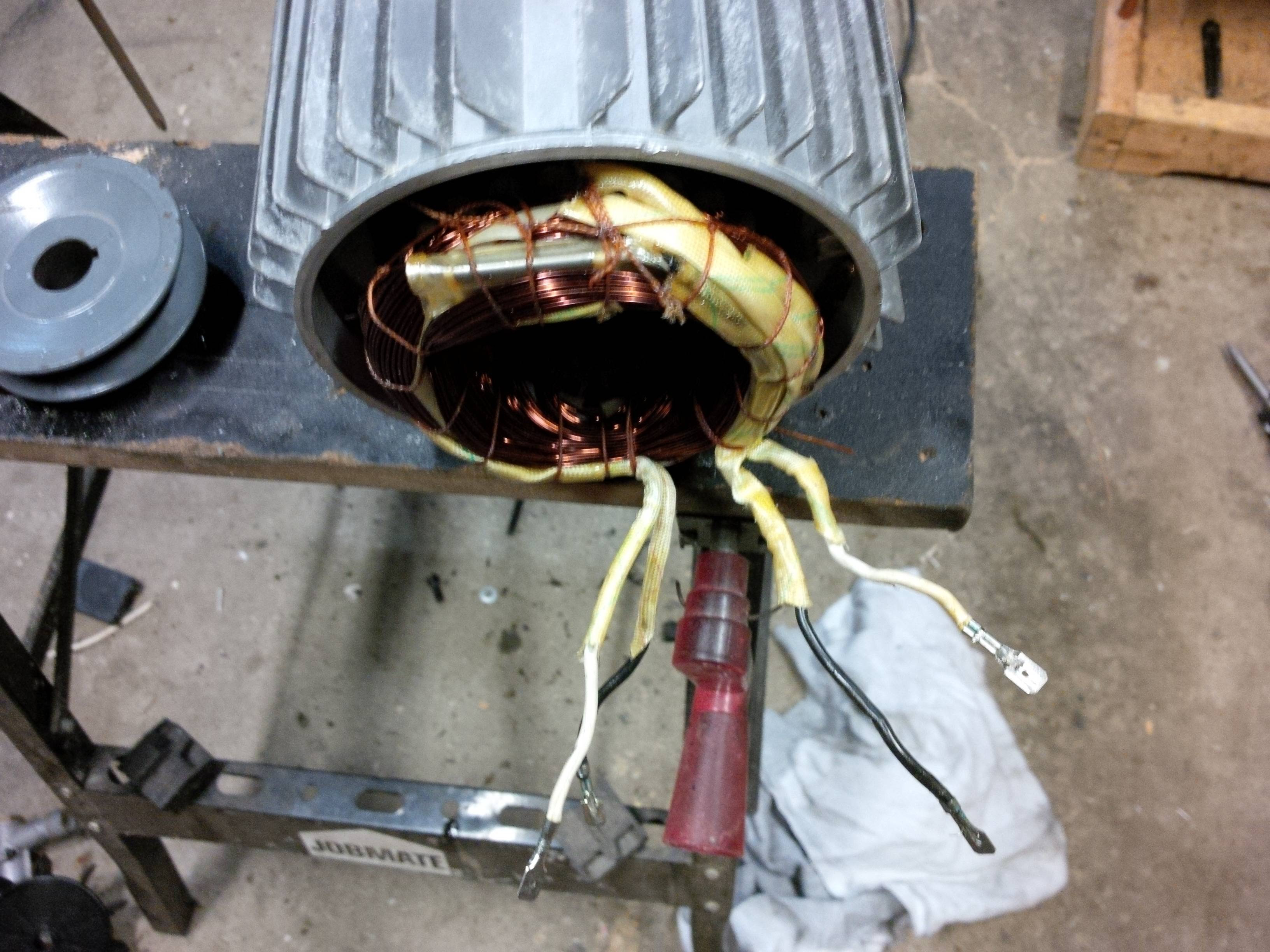 How do I wire up this 4 wire 120v AC motor and capacitor ...