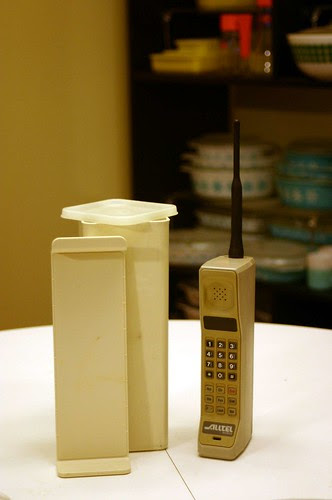 Vintage Alltel Cell Phone & Tupperware