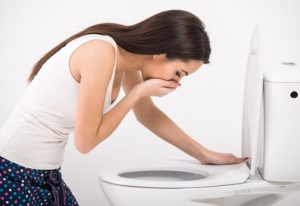 簡単に吐く方法は塩水 指 仮病に使う事はできる お役立ちなんでも情報局