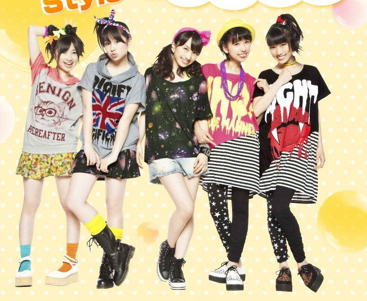 ももクロとしまむらのコラボをご覧ください ガールズちゃんねる Girls Channel