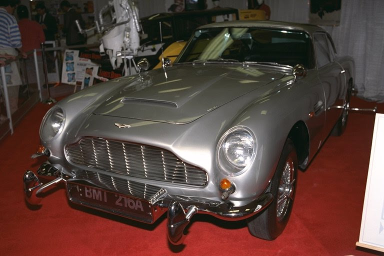aston martin db5 cars