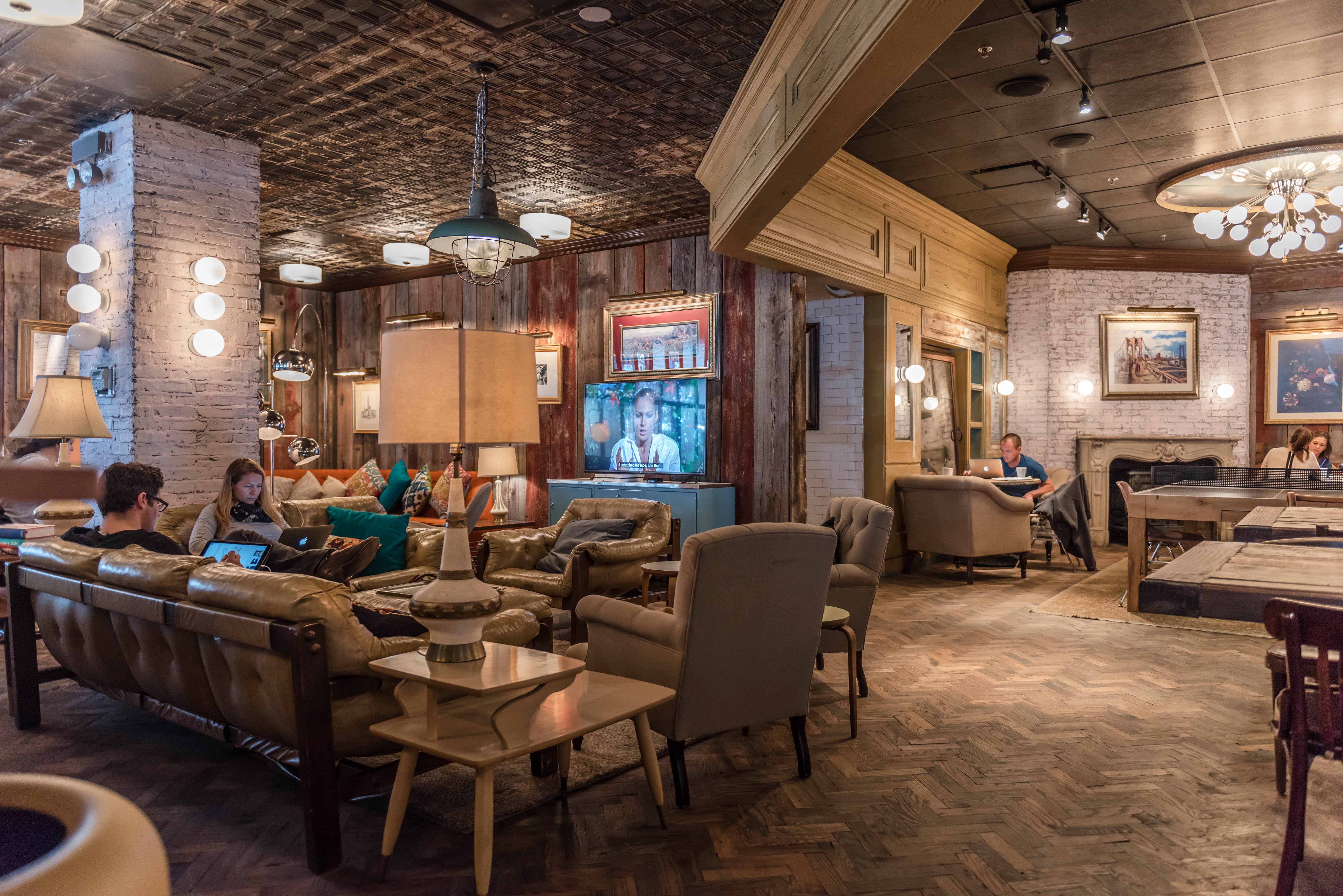 Hubbard Place apartments are a River North must-visit – YoChicago