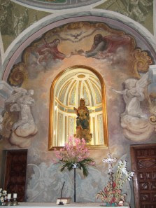 Estatua de la Virgen de Agres