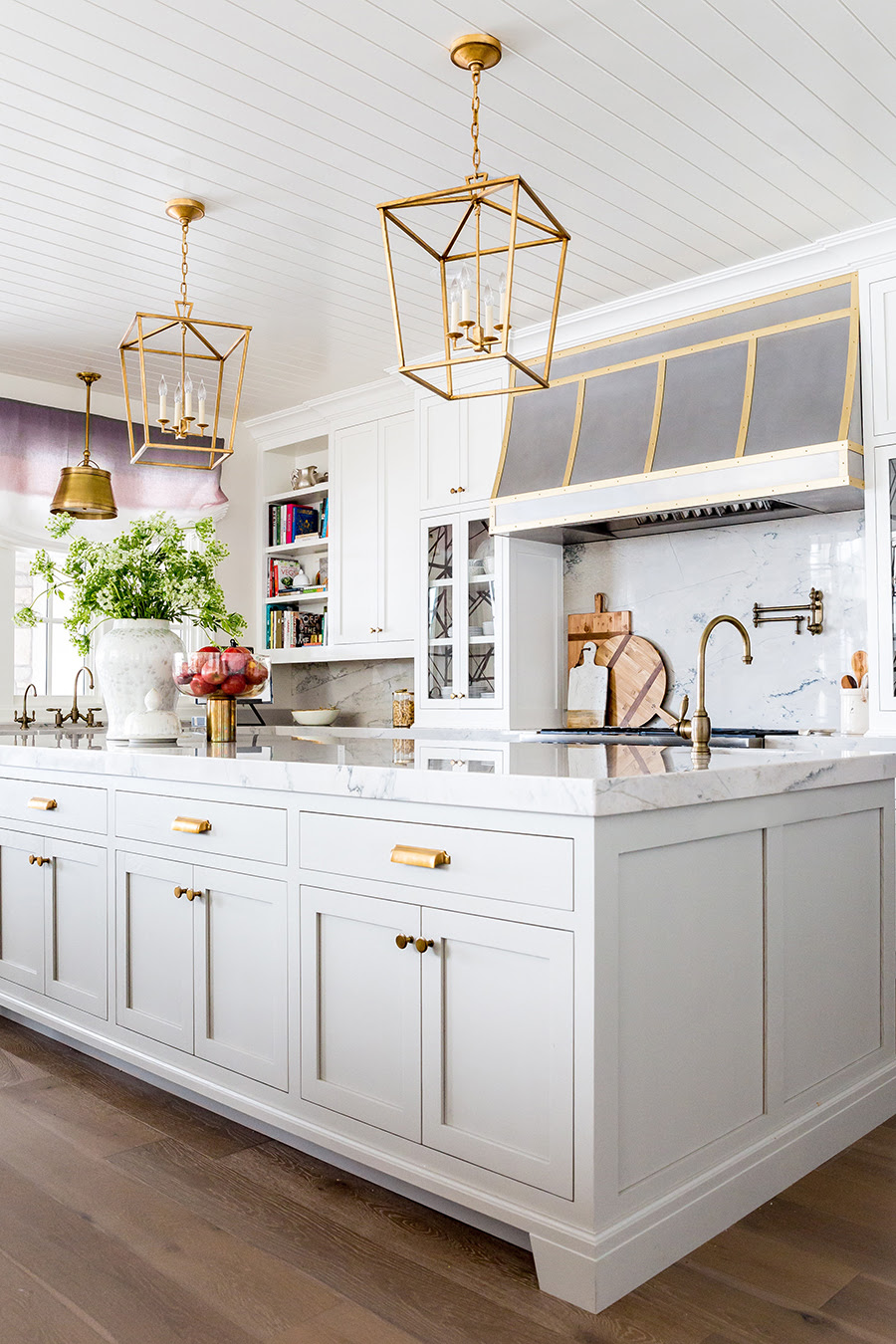 The 10 Best Kitchens on Pinterest with Gold Hardware 
