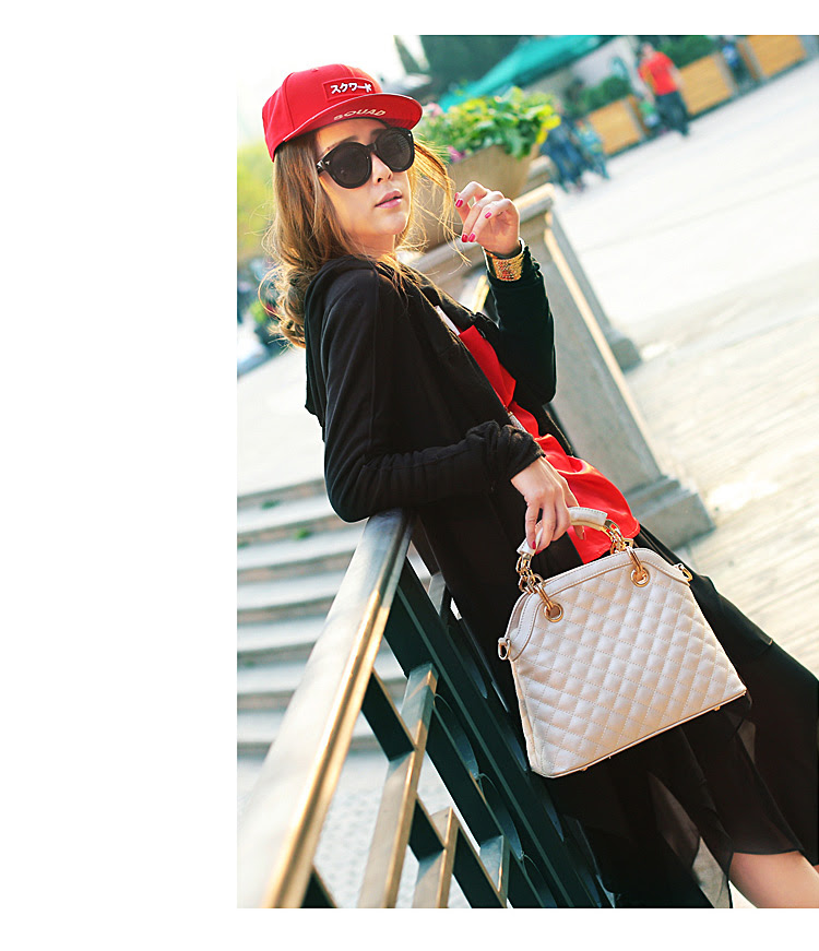 กระเป๋าแบรน Maomao Bag หนัง PU สีดำ พร้อมสายสะพายไหล่ order)กระเป๋าแบรน พร้อมสายสะพายไหล่ (Pre PU Bag Maomao สีดำ หนัง