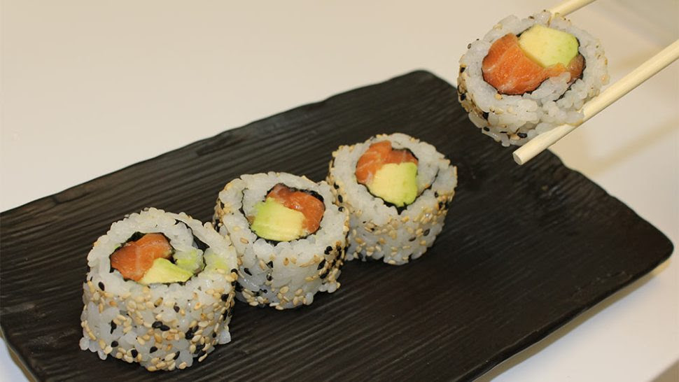 How to make Uramaki?