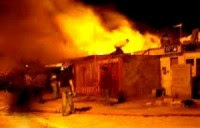 Famílias evangélicas têm suas casas destruídas e incendiadas por católicos tradicionalistas