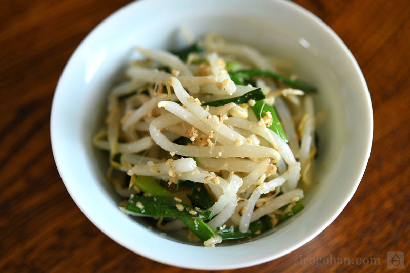 もやしとニラの中華風塩ごま和えのレシピ 作り方 白ごはん Com