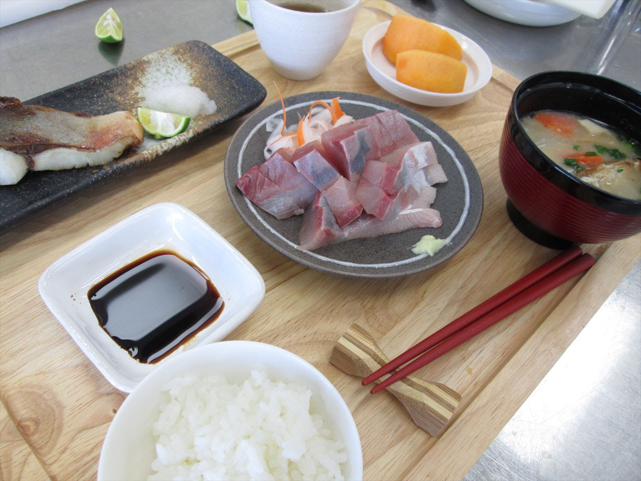 ツバスのキッズキッチンとｐｖ撮影 神戸市中央卸売市場本場 とれたて市場ブログ