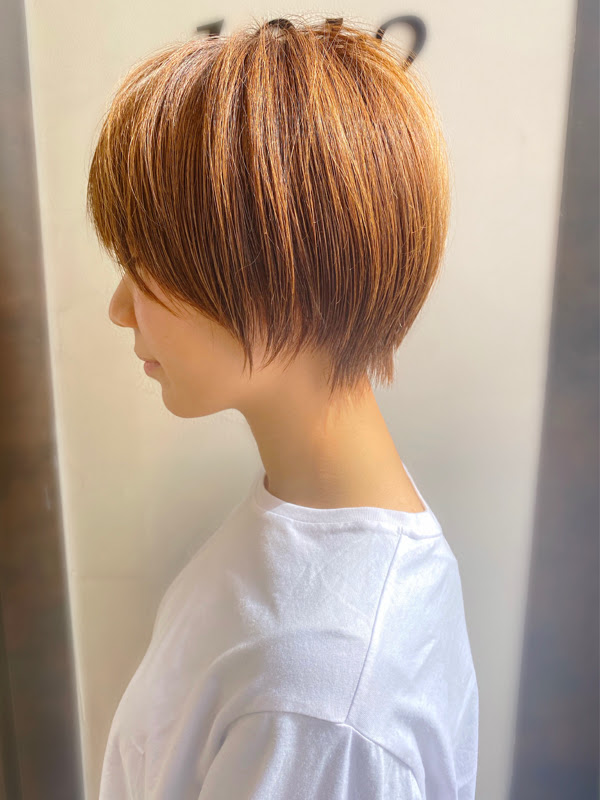 21年春夏人気エアーショートボブ耳かけ ヘアスタイル 美容院 美容室 モリオフロムロンドン 原宿本店 大宮 池袋 成増