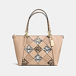 AVA TOTE IN SNAKE EMBOSSED PATCHWORK - COACH f57510 - IMITATION GOLD/BEECHWOOD MULTI