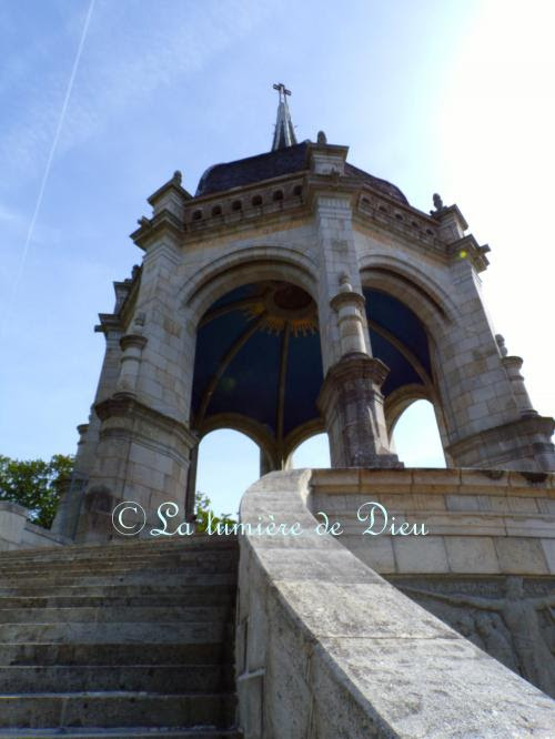Sainte-Anne d'Auray, le mémorial de la grande guerre