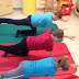Rückenübungen Kinder Kinder : Schulranzen: Kleine Rückenschule - News - Kaim in Berlin ... / Immer mehr kinder und jugendliche klagen über rückenschmerzen.