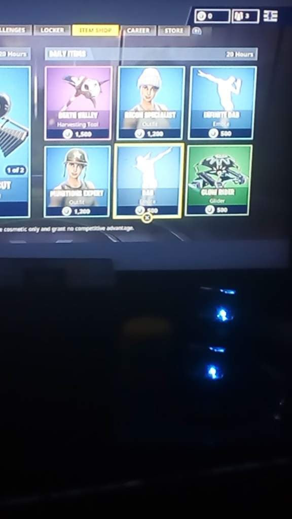 I Find It Wierd That Dav And Infinite Dab Are In The Same Place Fortnite - i find it wierd that dav and infinite dab are in the same place