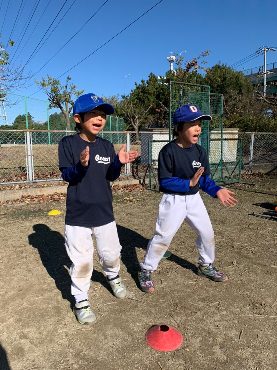 必見 ユニフォームの着こなしの違い 名古屋オーシャン野球教室