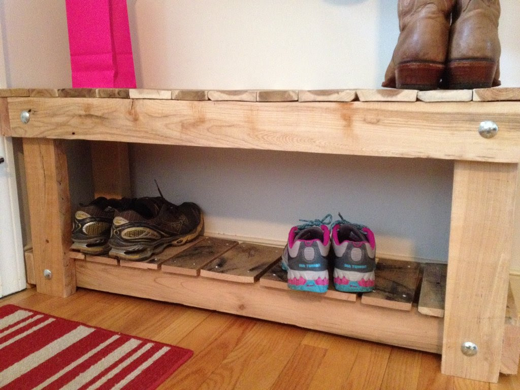 30 Pallet Shoe Rack Ideas To Suit Different Tastes ...