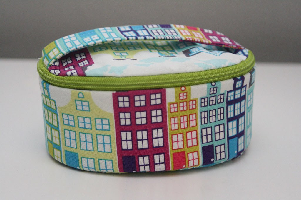 box bag made from Aneela Hoey's tutorial