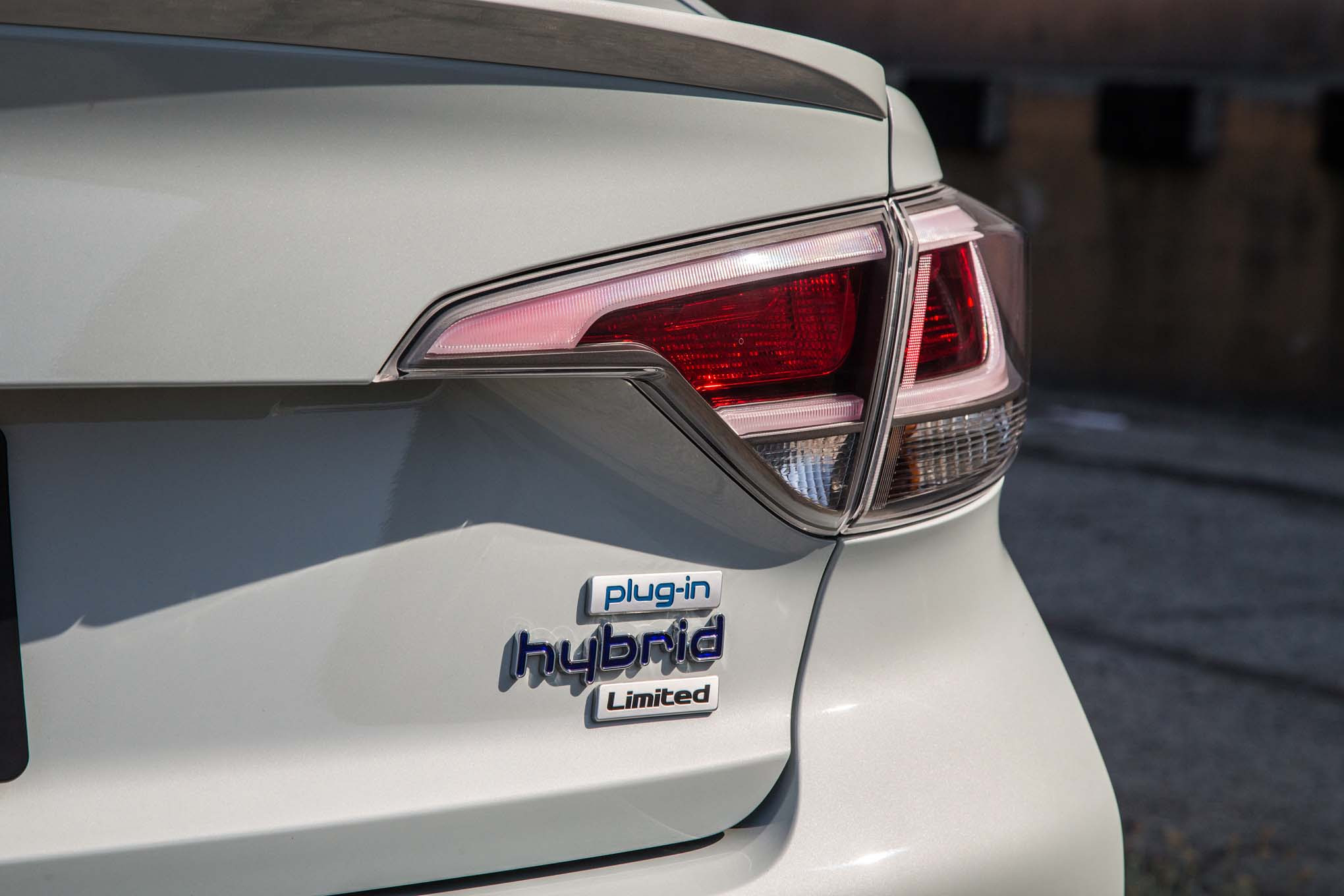 2016 Hyundai Sonata Plug In Hybrid rear taillight