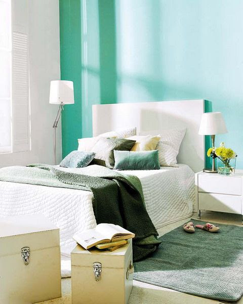 Turquoise wall in bedroom | Bedroom | Pinterest