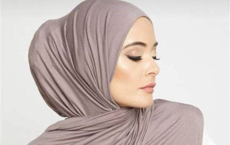 7 Jenis Kain Tudung Yang Tidak Perlu Anda Gosok Setelah Dicuci!
