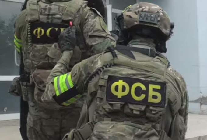 В Петербурге при получении взятки задержали борца с коррупцией