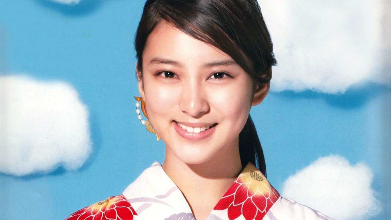 動画 可愛いから綺麗まで 変幻自在の武井咲さんcmまとめ エントピ Entertainment Topics