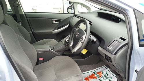 教習車 プリウス 準中型 中京自動車整備 自動車販売 修理 買取のスペシャリスト