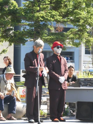 ナニコレ 劇団 おだんご大道芸